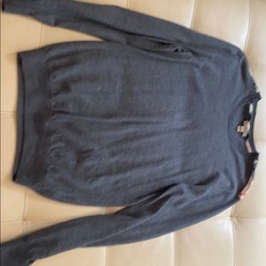 Burberry long sleeve crewneck sweater